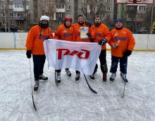 Турнир по хоккею с мячом для членов профсоюза эксплуатационного локомотивного депо Красноярск-Главный 26 января 2025